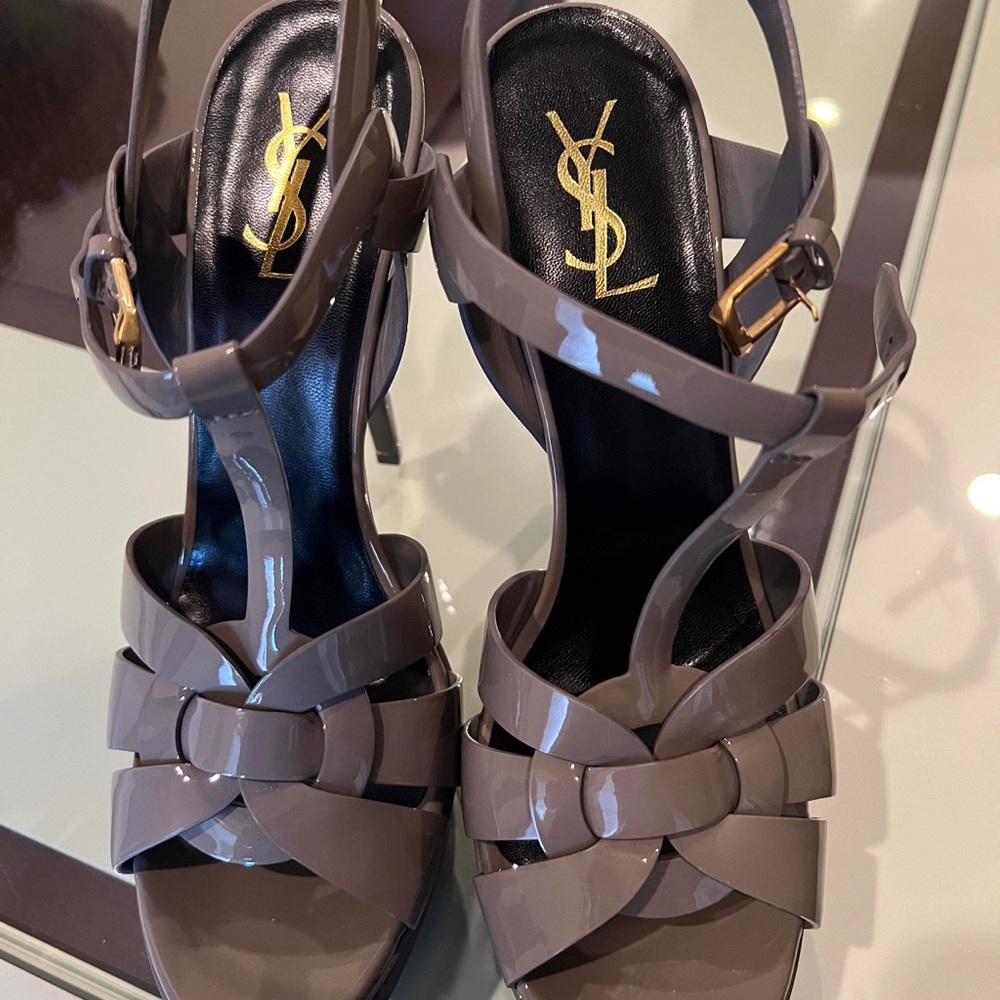 YSL Tribute size 41 ❤️❤️❤️❤️❤️